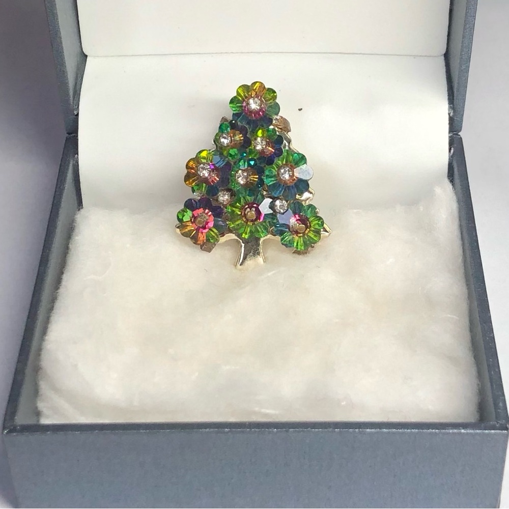 Ruby Lane Margarita Rivoli Crystal & Rhinestone Christmas Tree Brooch Pin